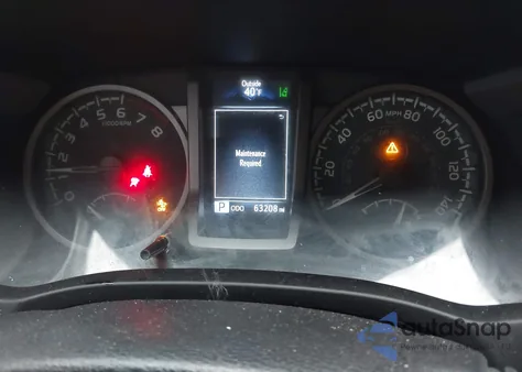 2022 Toyota Tacoma Trd Sport z USA, uszkodzony, nr VIN 3TMCZ5AN8NM526455